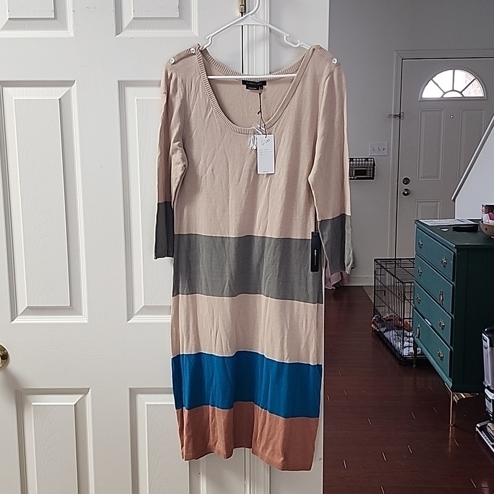 BCBG MAXAZRIA Sweater dress NWT Tapioca Combo Color